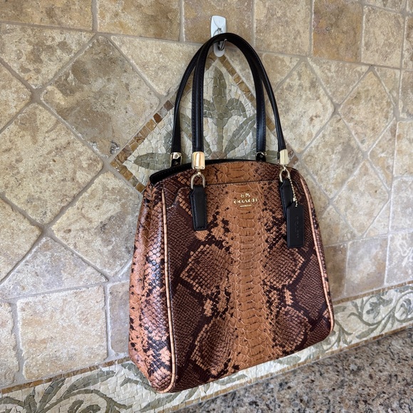 NWT COACH Minetta Leather Print‎ Crossbody Purse w/Gold Hardware - Picture 3 of 15